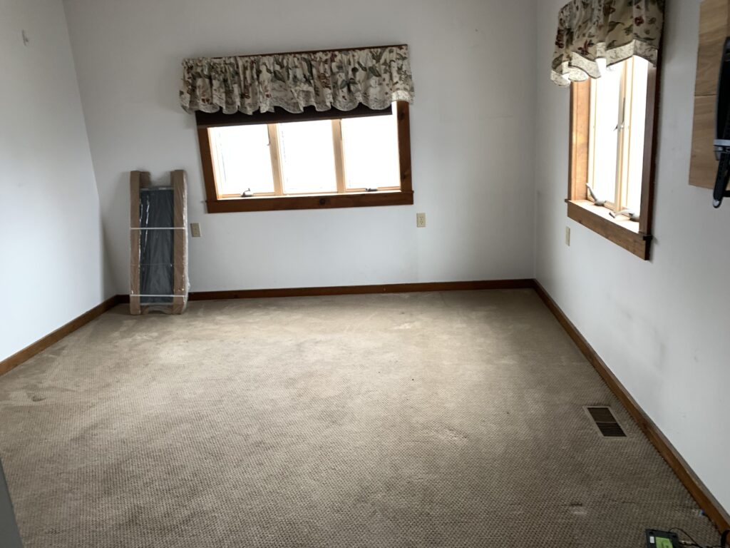 Live on the Lakefront in Elmore HomeShare Vermont